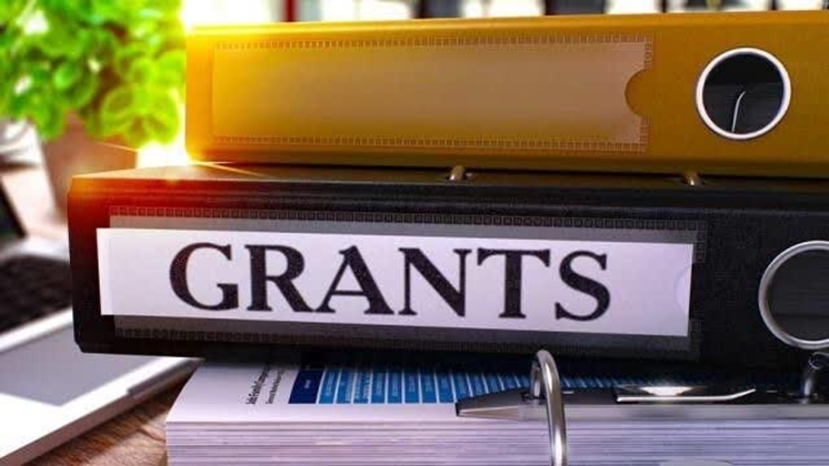 Receiving an International Grant from the Swiss Agency for Cooperation and Development by Students of Tarbiat Modares University